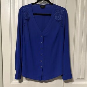 Bebe Vibrant Bluey Purple colour blend Button-Up Blouse - lace accents - medium